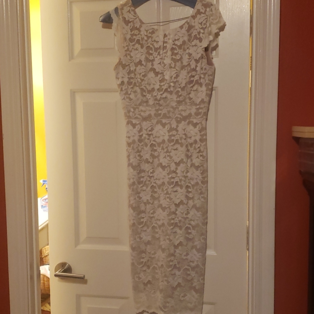 Lace cocktail dress